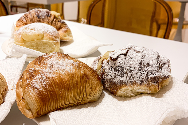 Colazione a Napoli vicino al B&B I Visconti